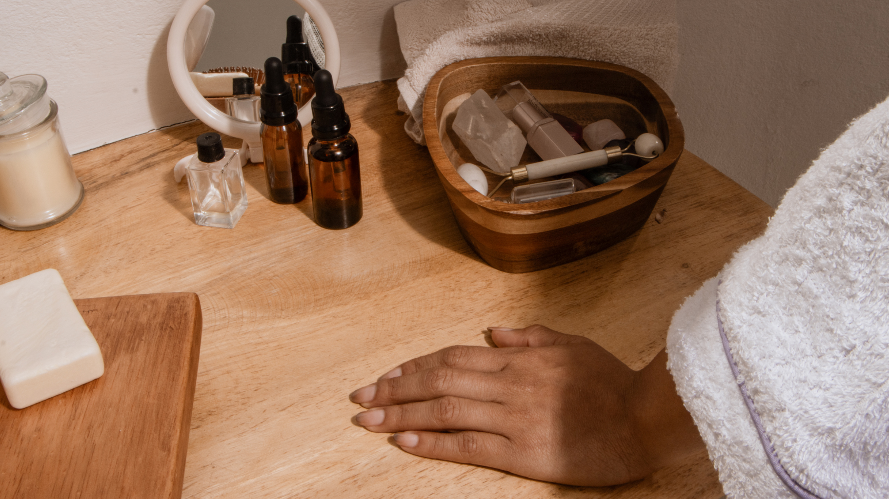 Your Guide to a Natural Fall Skincare Routine