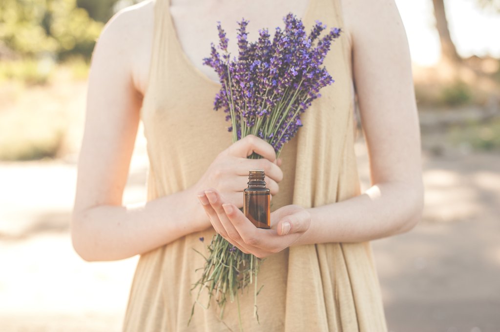 WE LOVE LAVENDER (AND WHY YOU SHOULD, TOO)